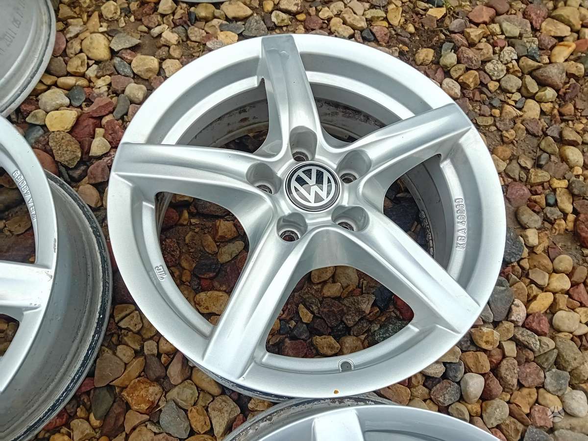 Volkswagen, light alloy, R16