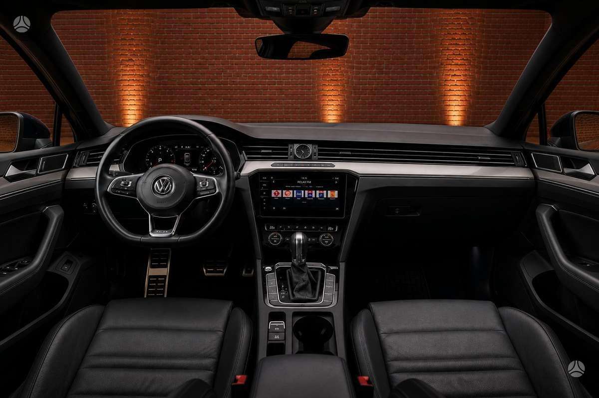 Volkswagen Passat, 2.0 l., Универсал