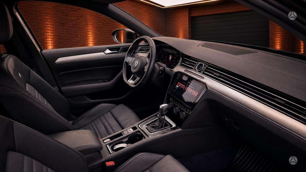 Volkswagen Passat, 2.0 l., Универсал