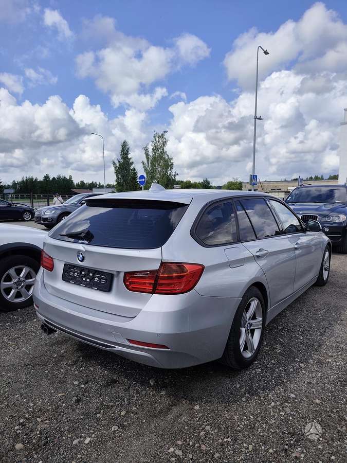 BMW 330, 3.0 l., wagon