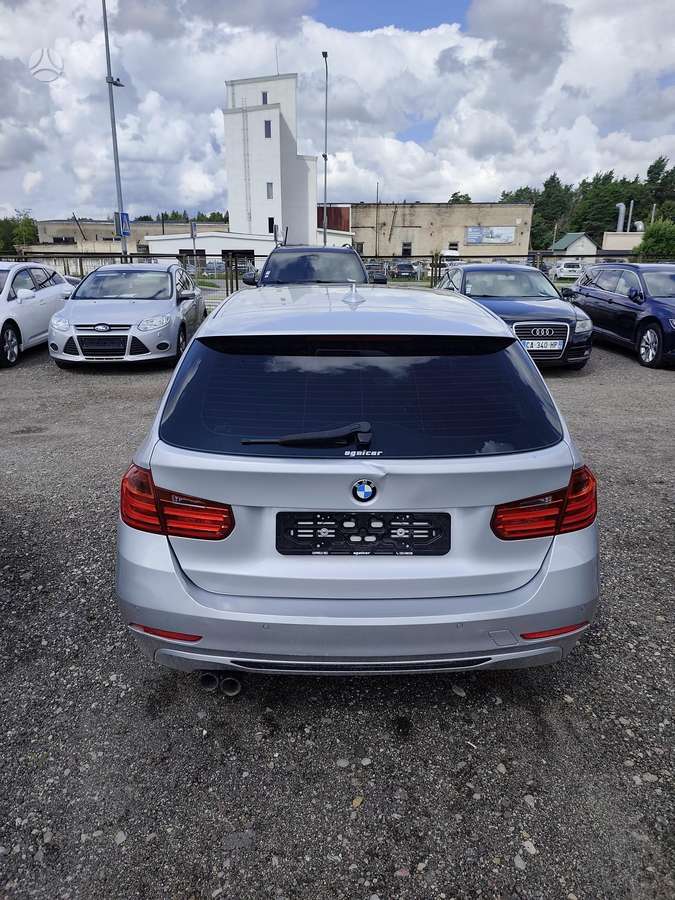 BMW 330, 3.0 l., wagon