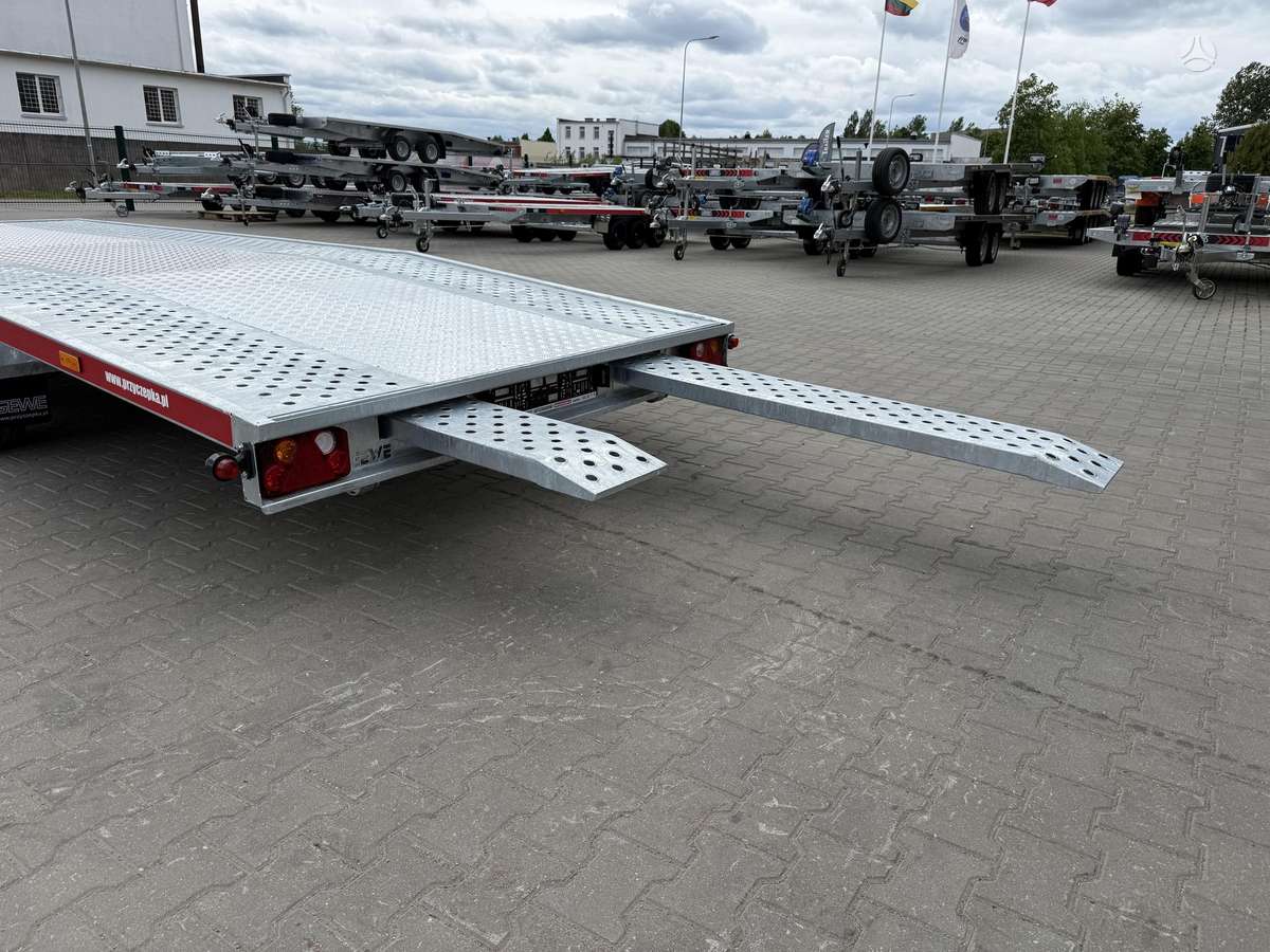 -Kita- Gewe TRAL-5521/3, auto transporter
