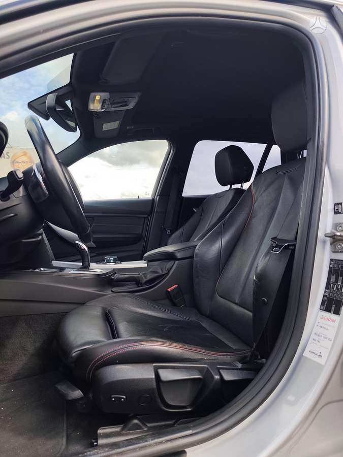 BMW 330, 3.0 l., wagon