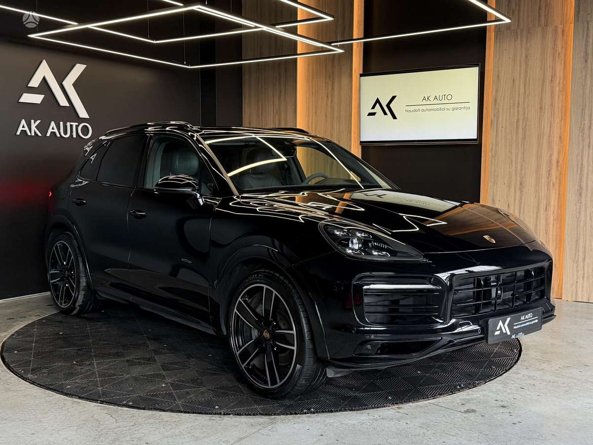 Porsche Cayenne, 2.9 l., off-road / crossover