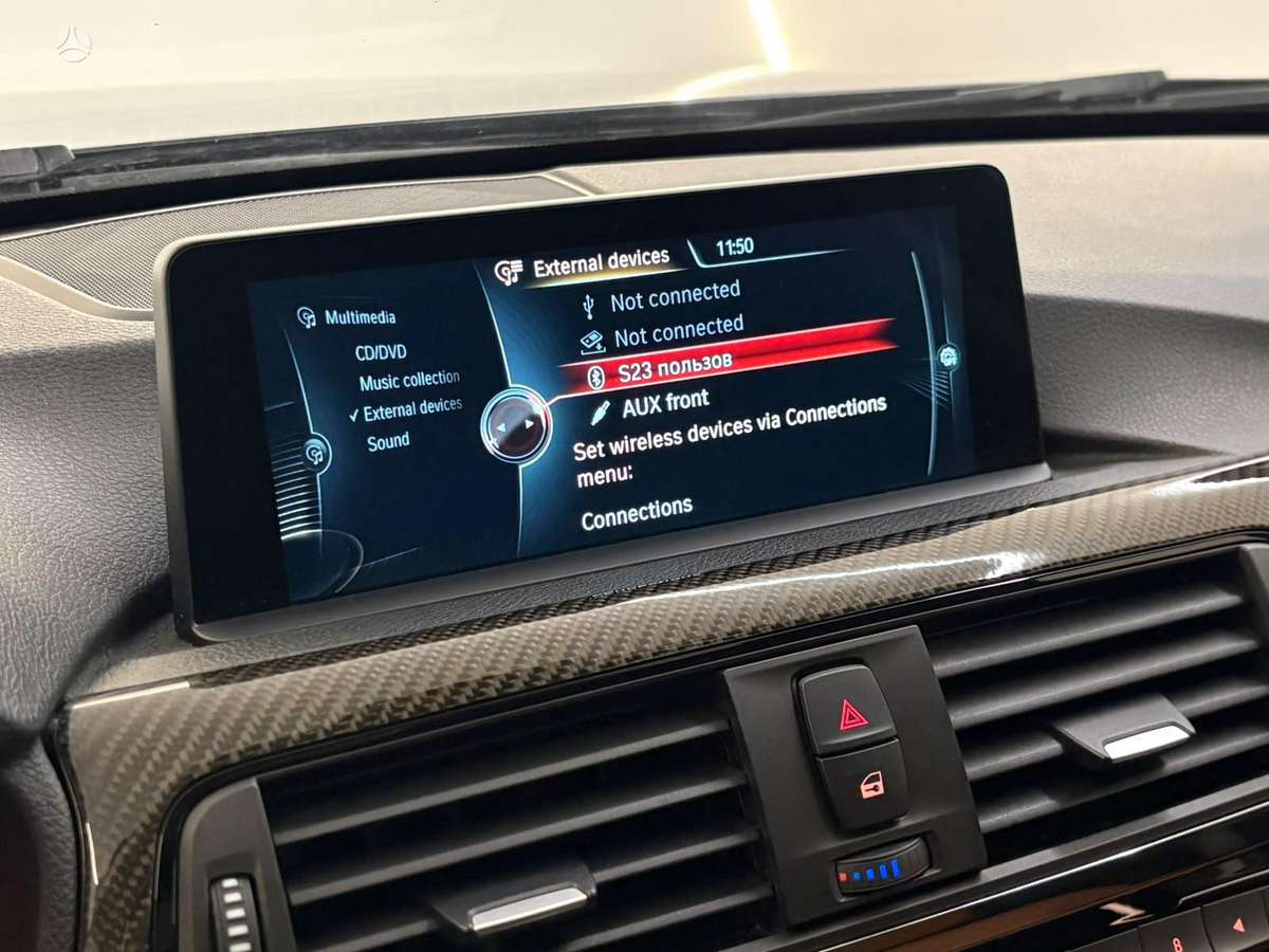 BMW 330, 3.0 l., Седан