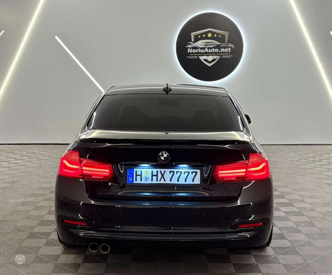 BMW 330, 3.0 l., Седан