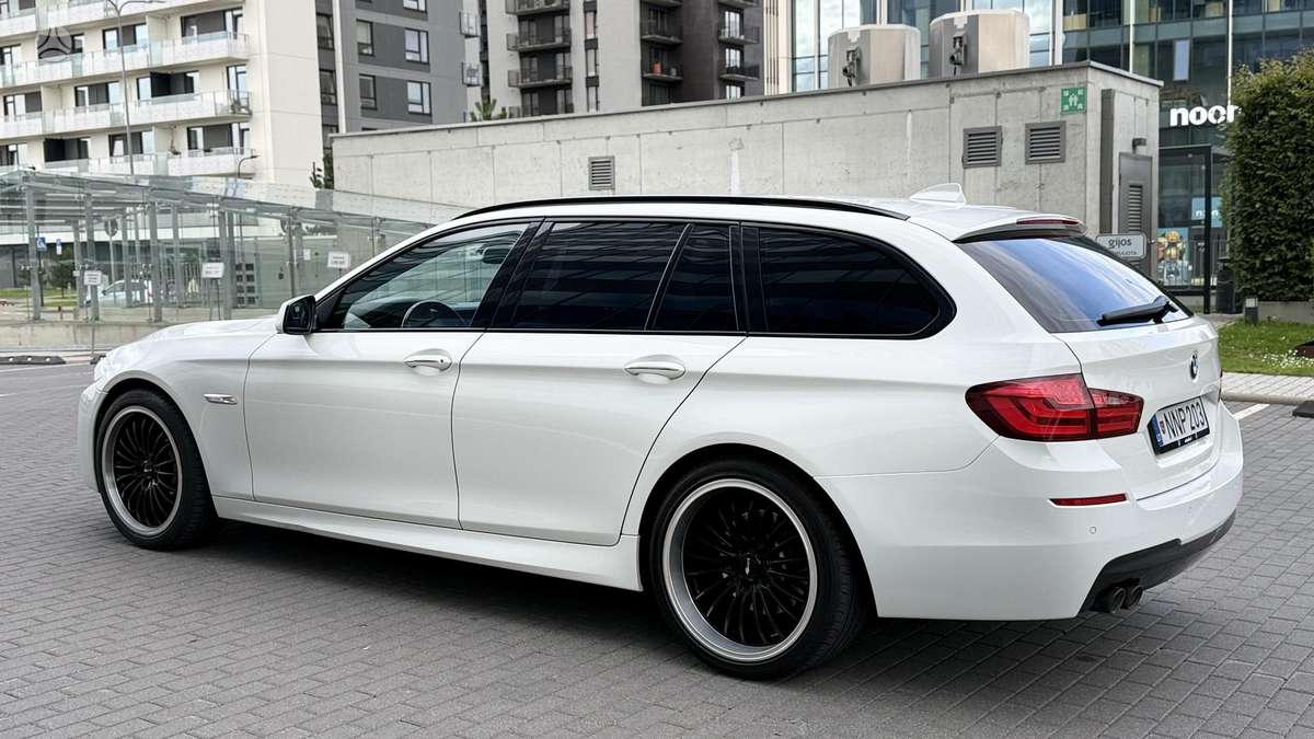 BMW 520, 2.0 l., wagon