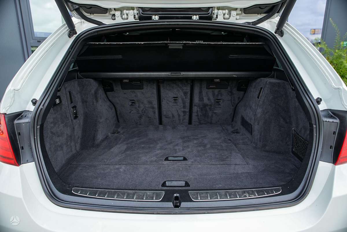 BMW 318, 2.0 l., wagon