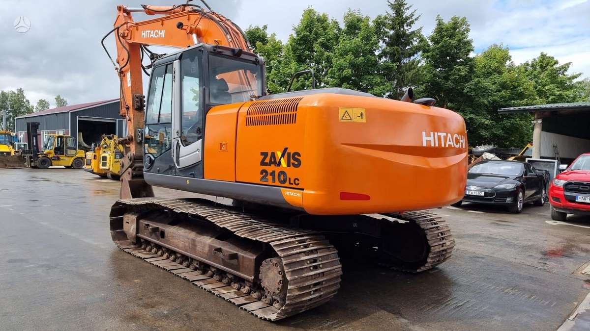 Hitachi ZX 210 L-3, ekskavatoriai