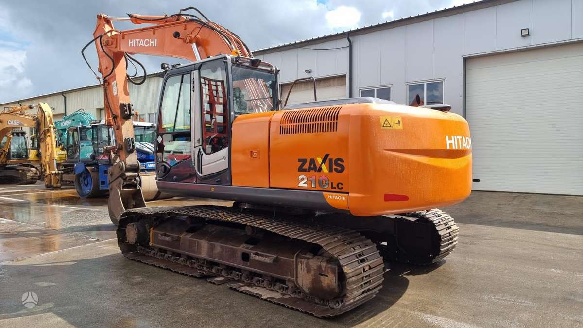 Hitachi ZX 210 L-3, ekskavatoriai