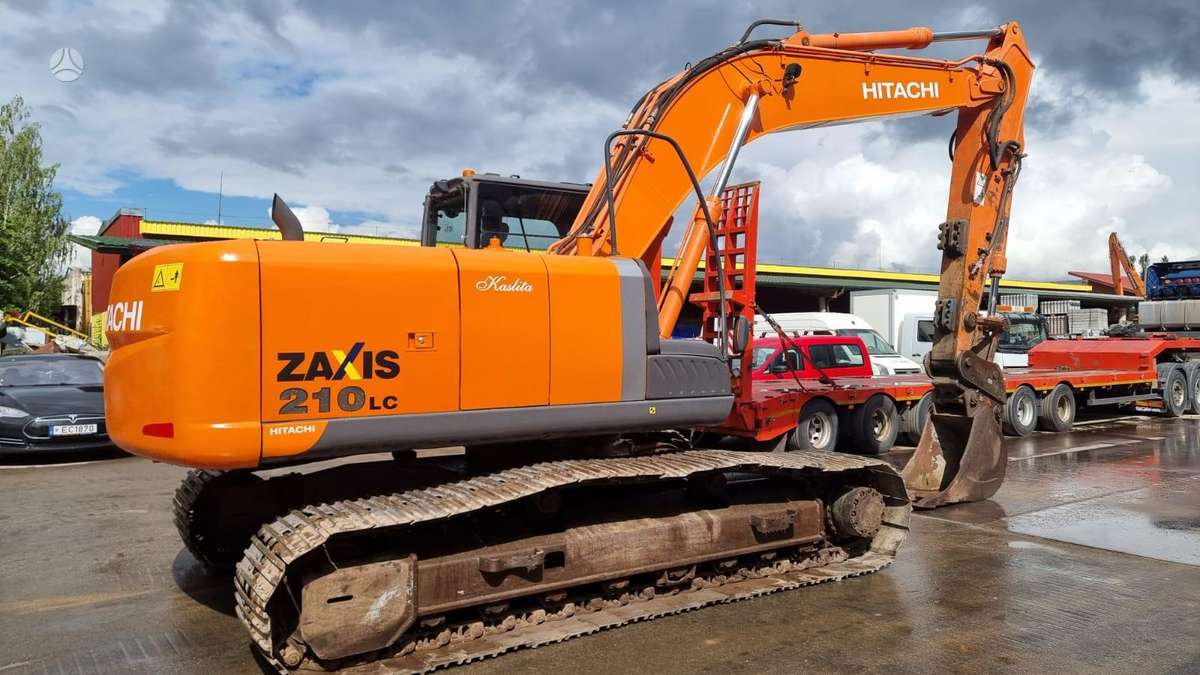 Hitachi ZX 210 L-3, ekskavatoriai