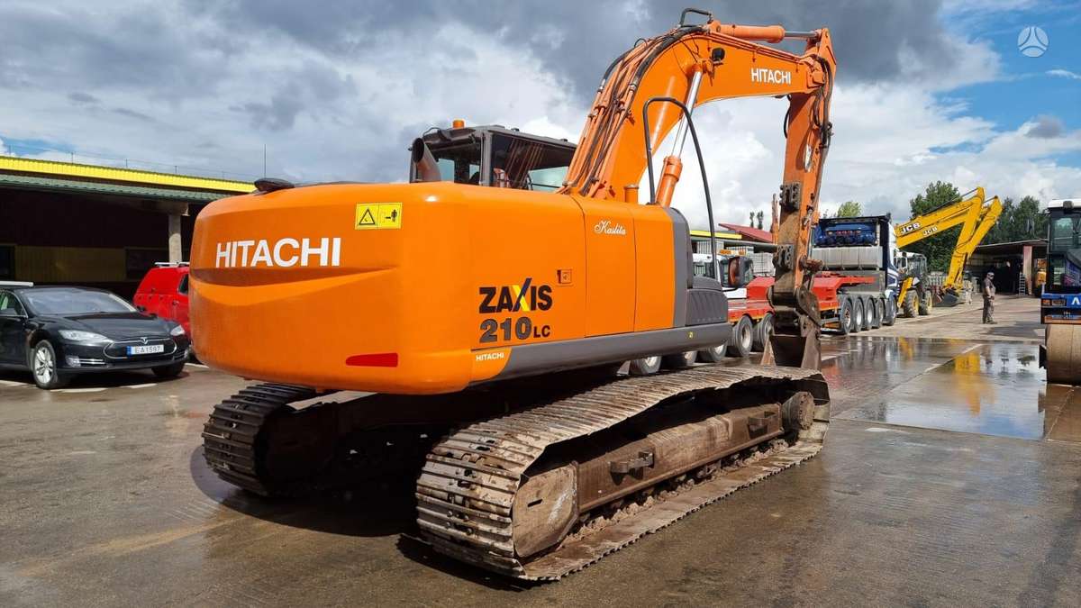 Hitachi ZX 210 L-3, ekskavatoriai