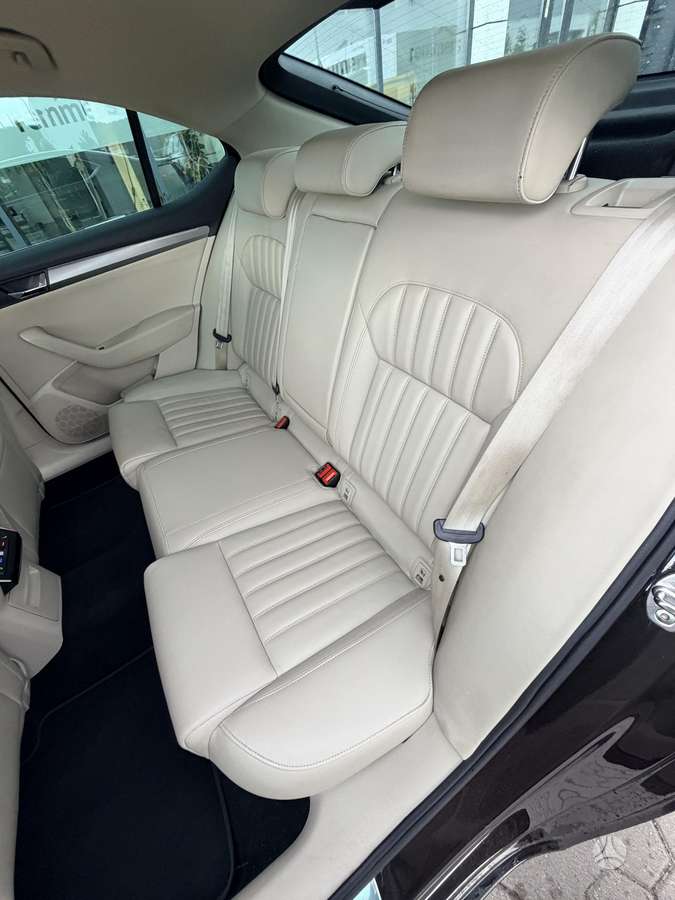 Skoda Superb, 1.8 l., Седан