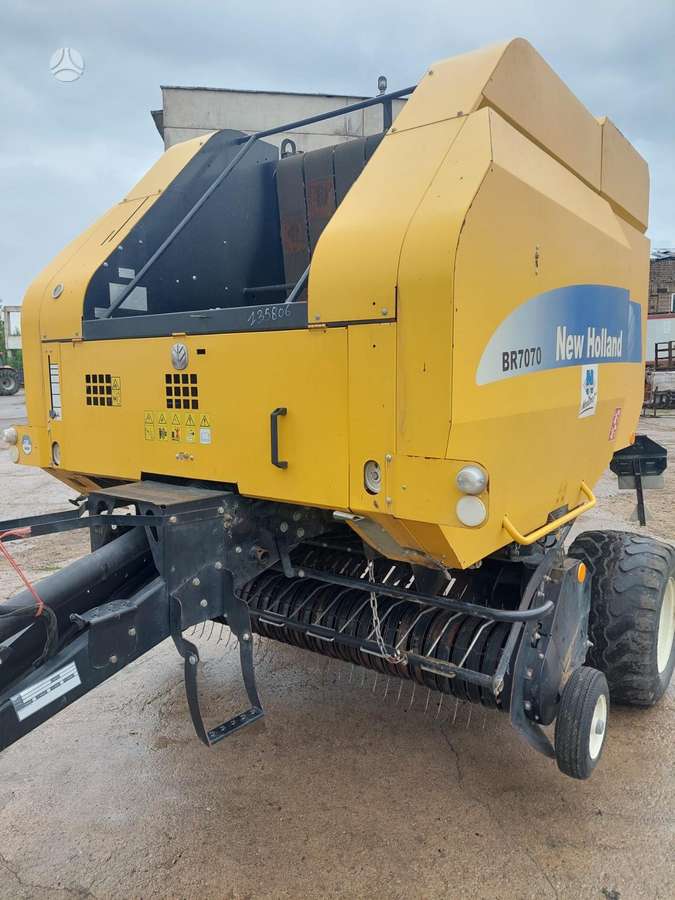 New Holland BR 7070, balers
