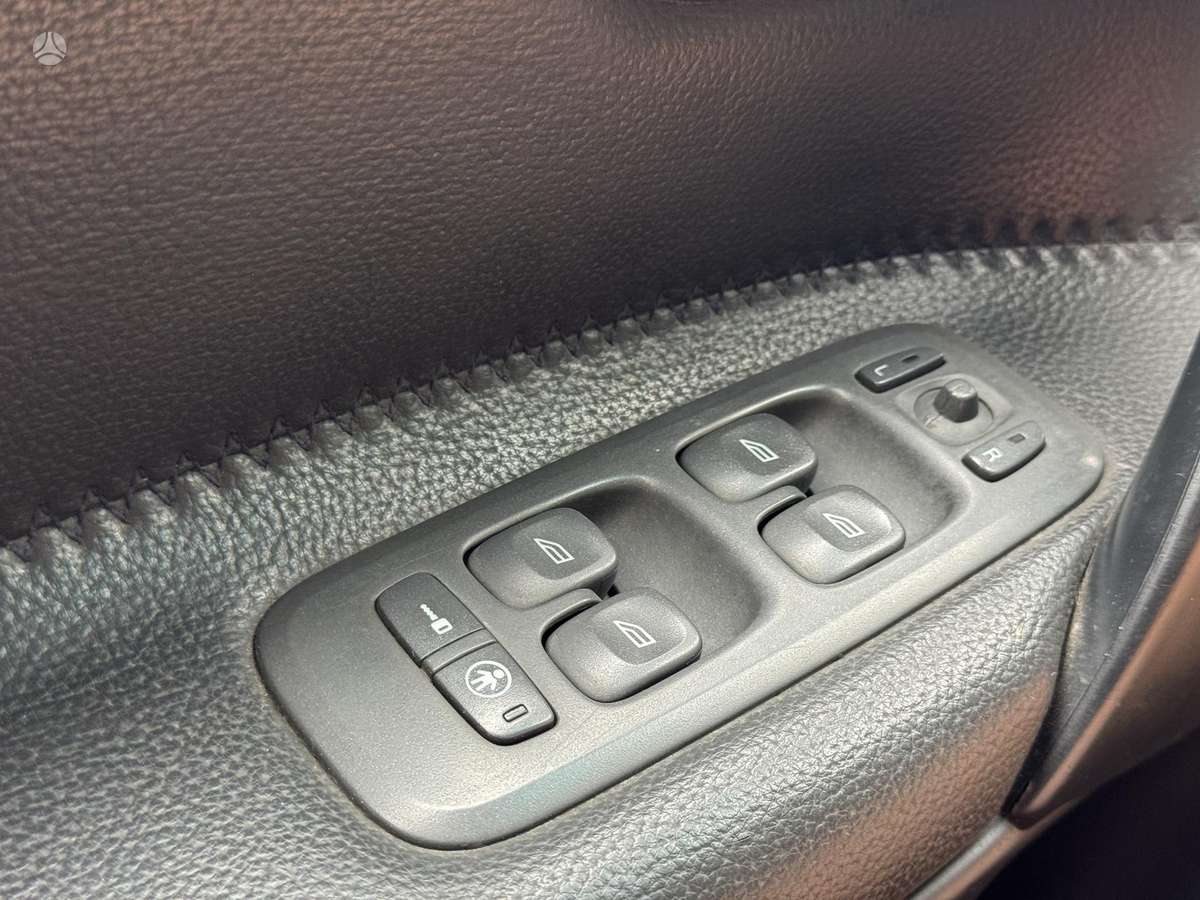 Volvo XC70, 2.4 l., Универсал