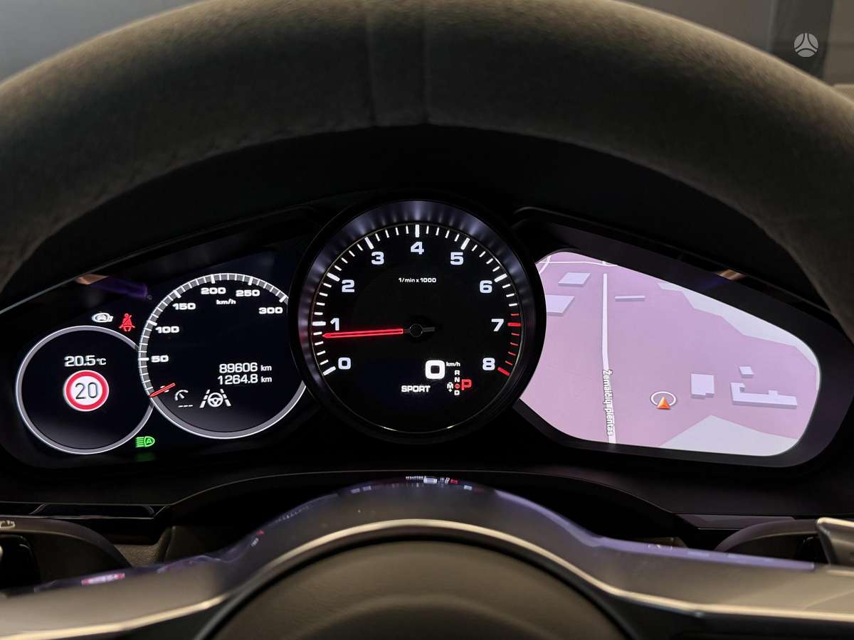 Porsche Cayenne, 2.9 l., off-road / crossover