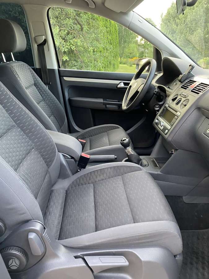 Volkswagen Touran - 7