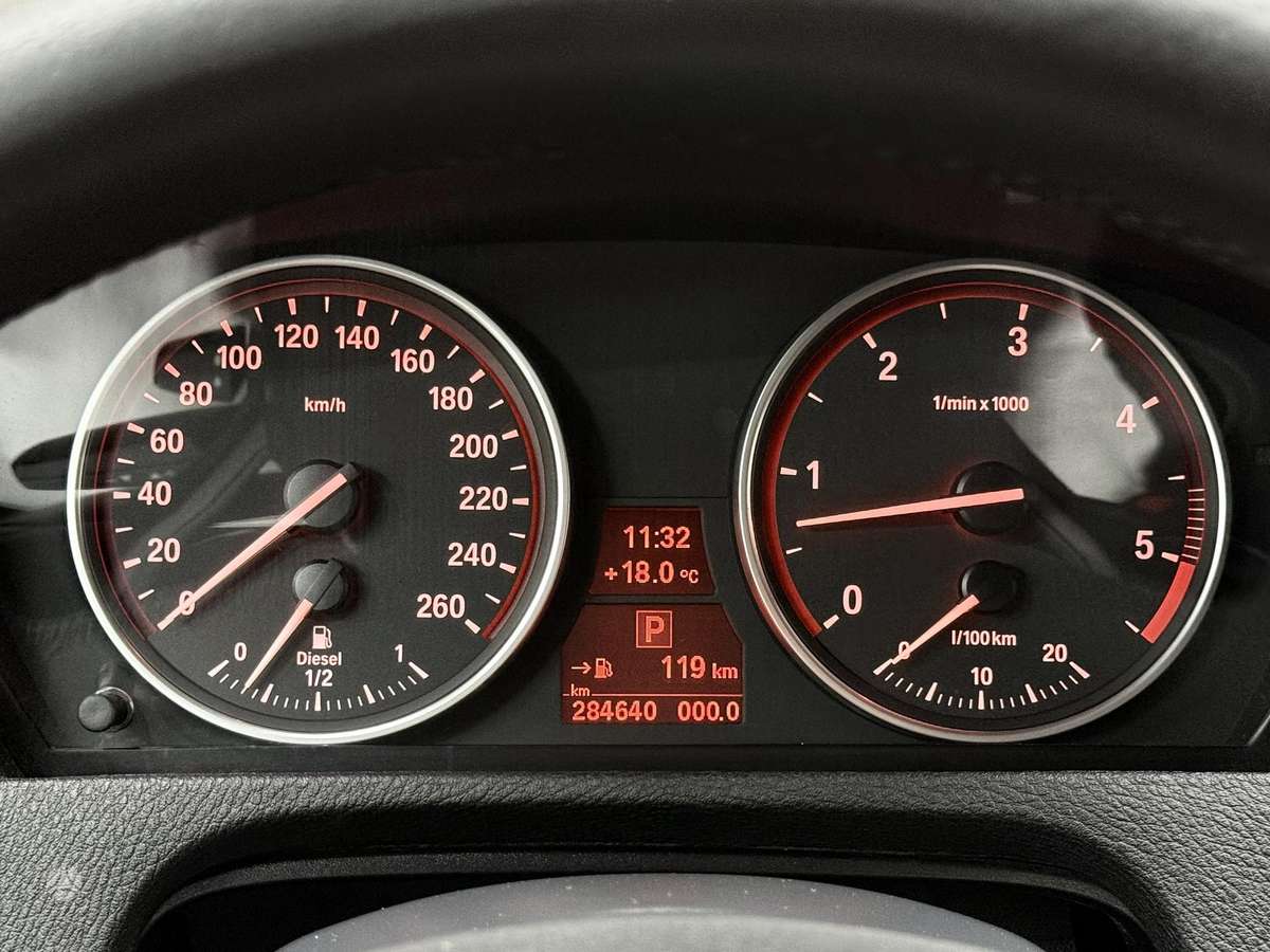 BMW X5, 3.0 l., off-road / crossover