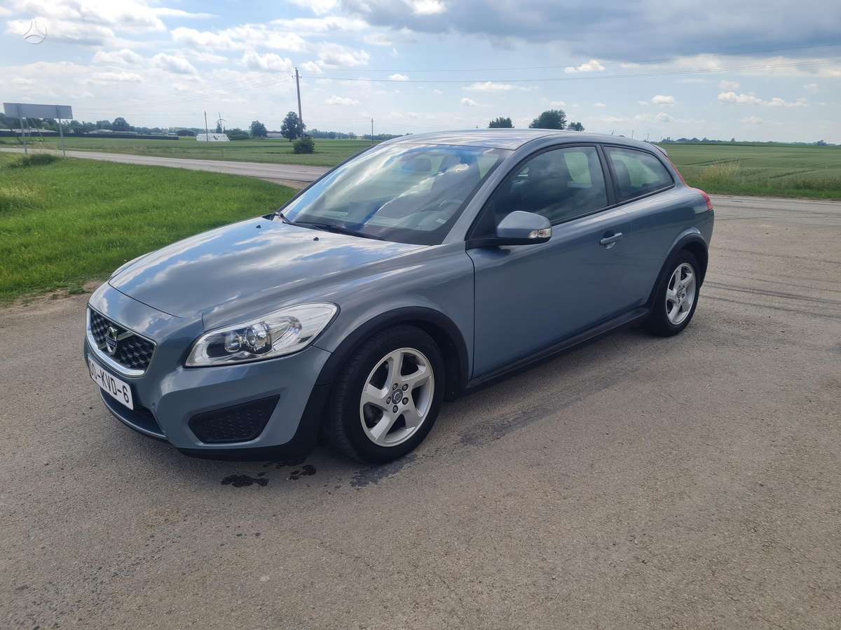 Volvo C30, 1.6 l., hatchback