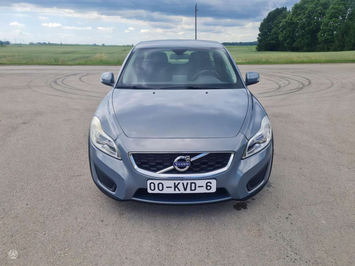 Volvo C30, 1.6 l., hatchback