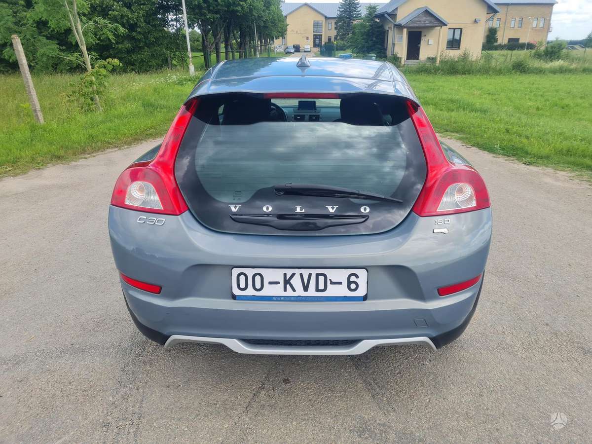 Volvo C30, 1.6 l., hatchback