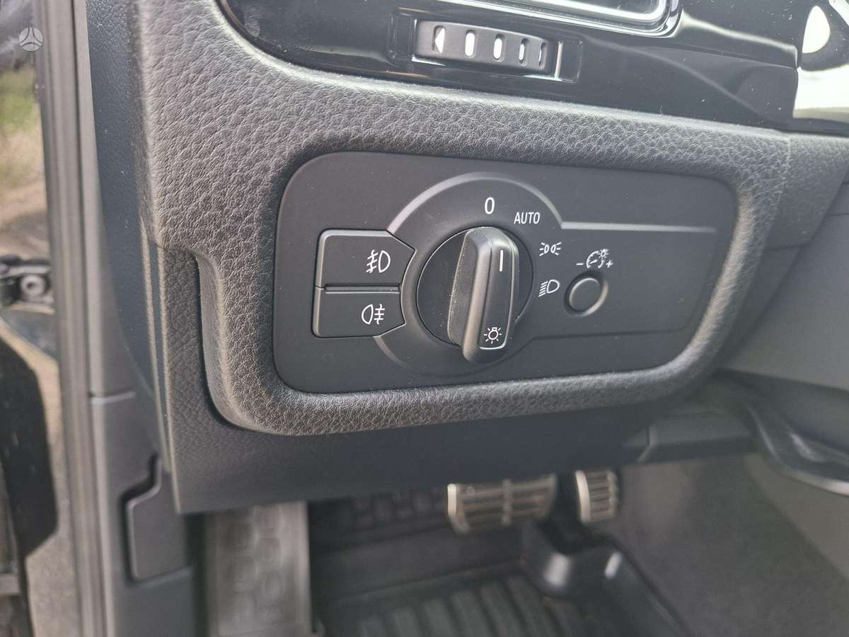 Volkswagen Touareg - 8