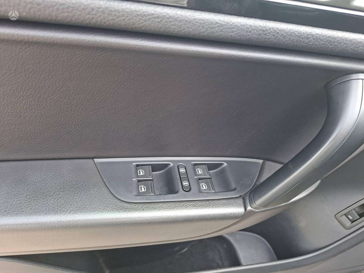 Volkswagen Touareg - 10