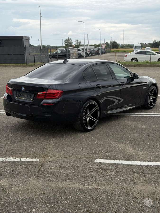 BMW 525, 2.0 l., Седан