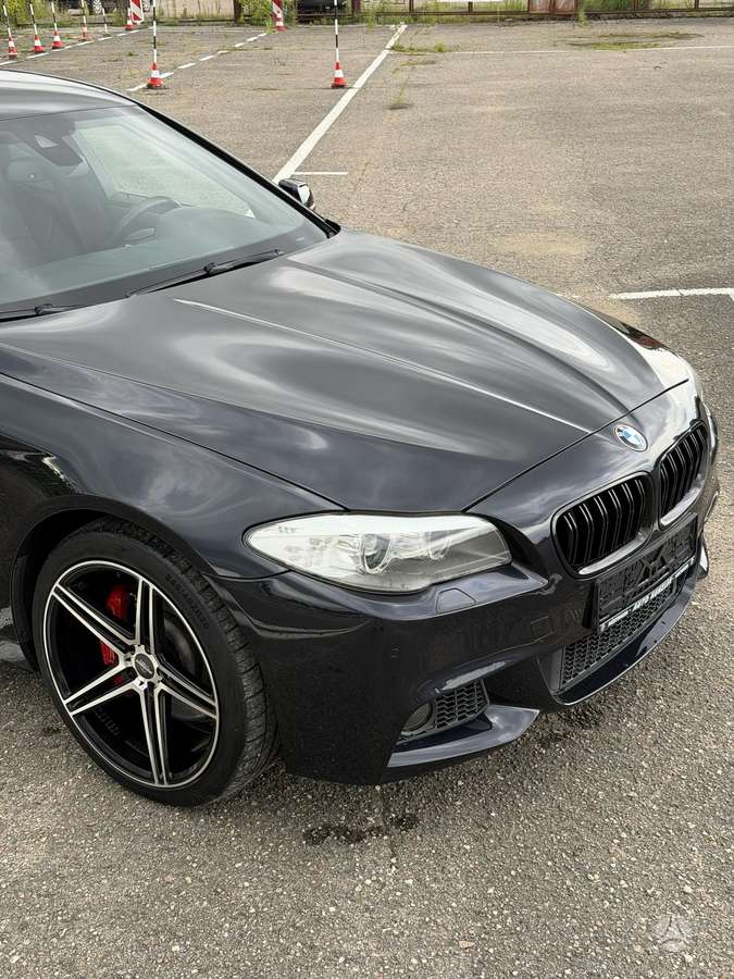 BMW 525, 2.0 l., Седан
