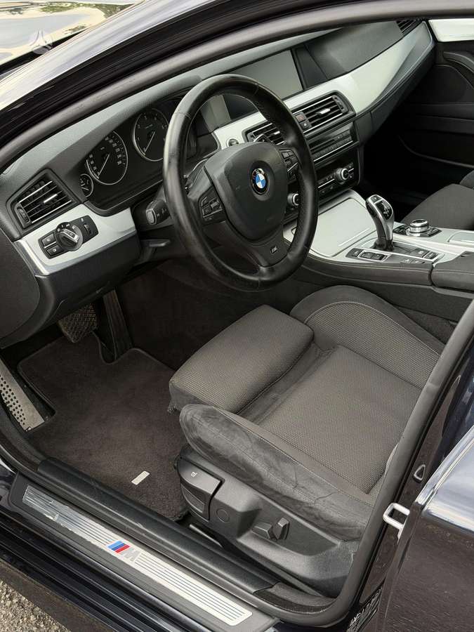BMW 525, 2.0 l., Седан