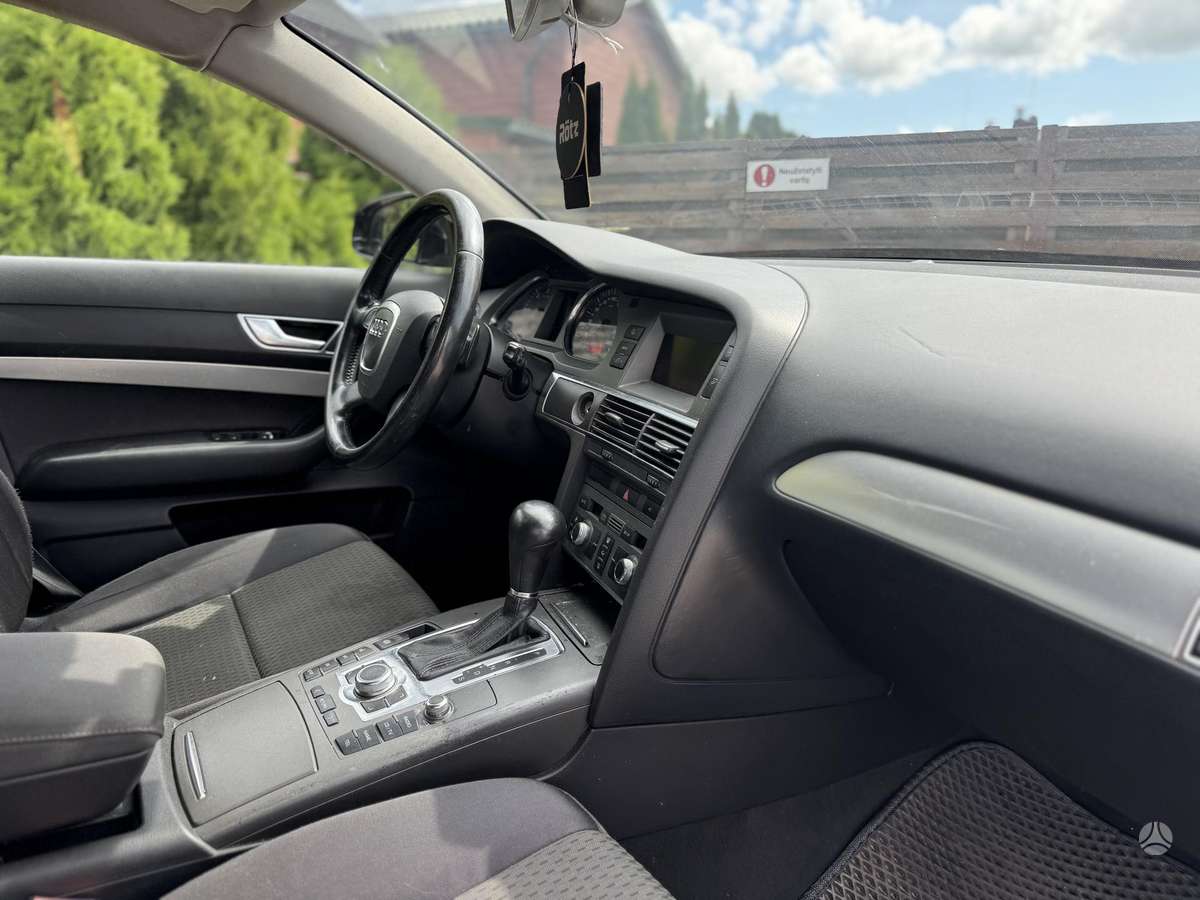 Audi A6, 2.0 l., Седан
