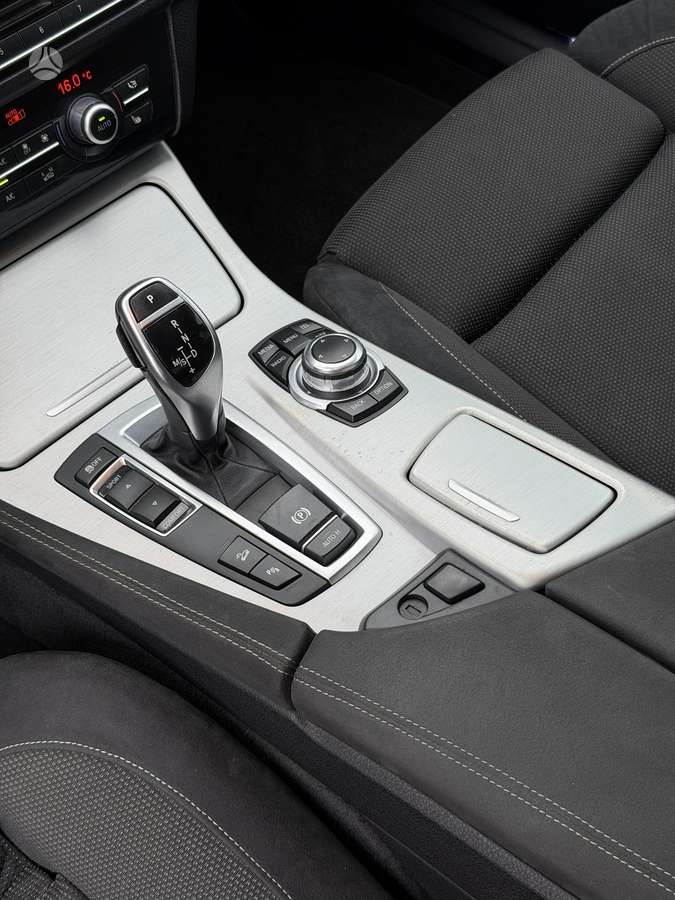 BMW 525, 2.0 l., Седан