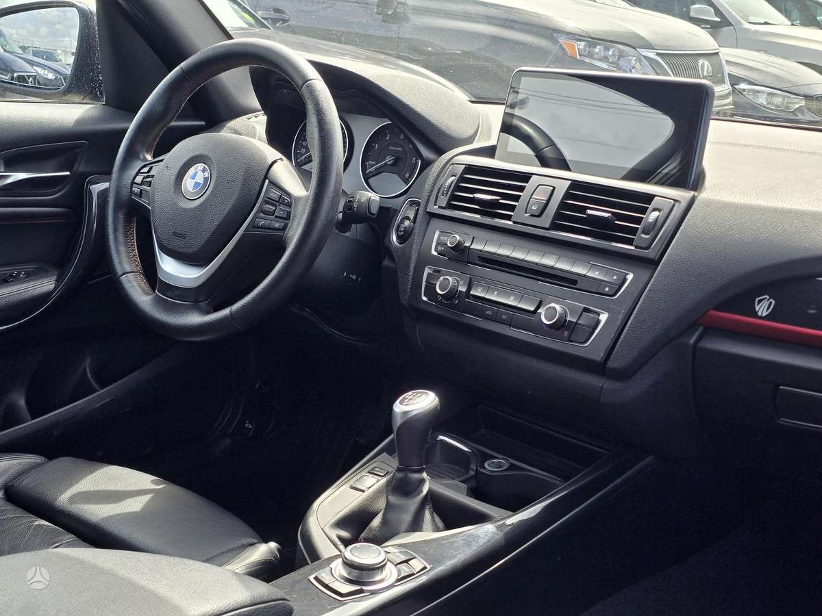 BMW 116, 1.6 l., hatchback