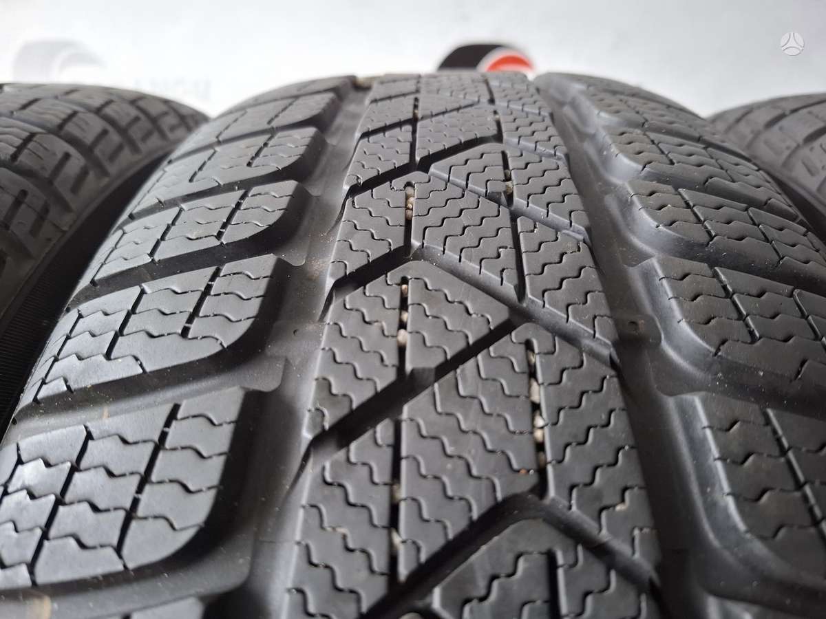 Pirelli Sottozero 3, winter 215/55 R17