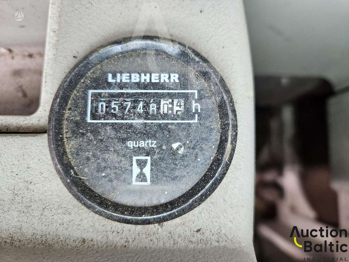 Liebherr R 900 C Litronic, ekskavatoriai