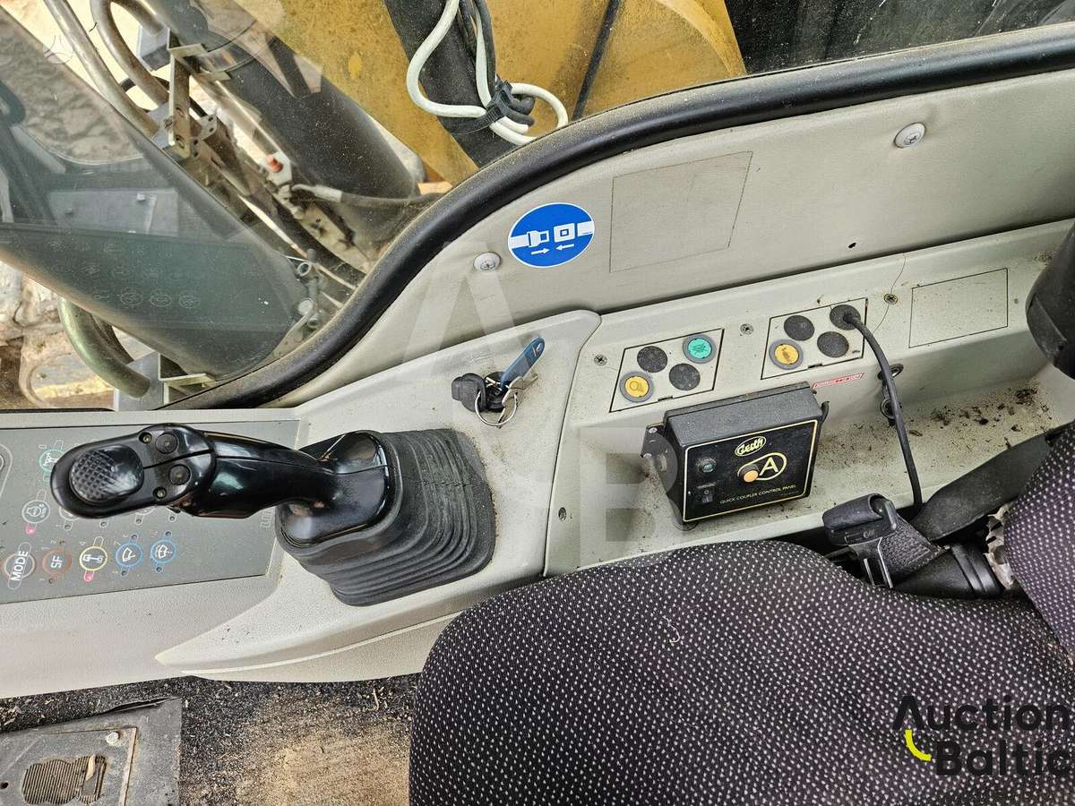 Liebherr R 900 C Litronic, ekskavatoriai