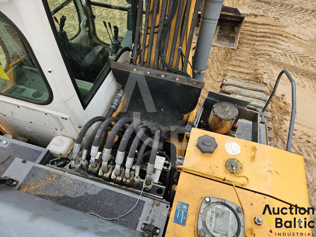 Liebherr R 900 C Litronic, ekskavatoriai