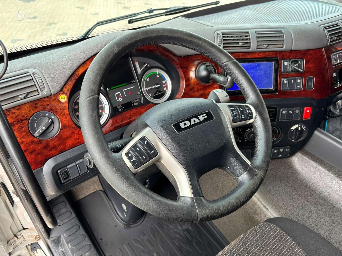 DAF CF 410 8x2*6, шасси