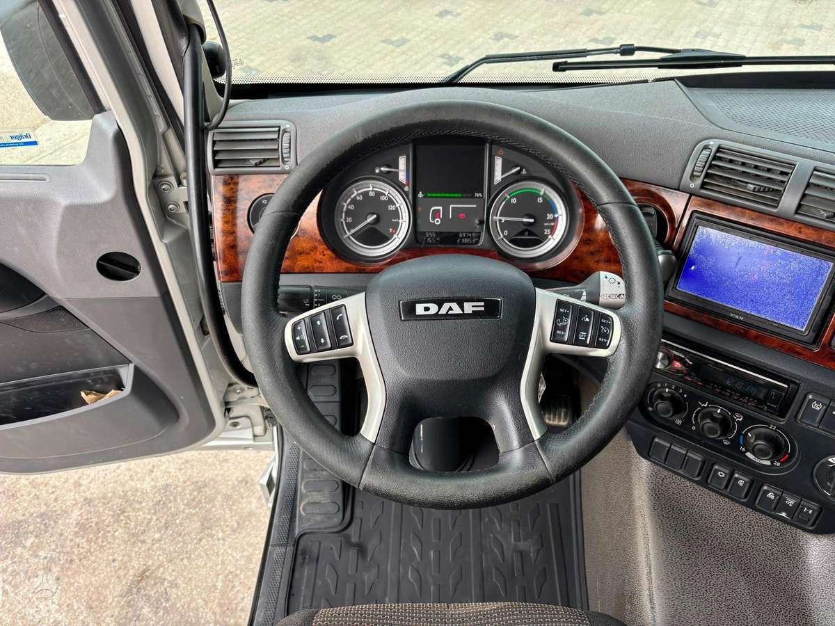 DAF CF 410 8x2*6, шасси