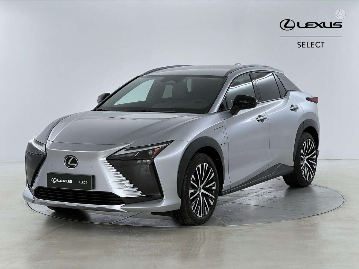 Lexus RZ 450e, off-road / crossover