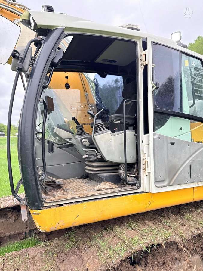Liebherr R920 LC, ekskavatori