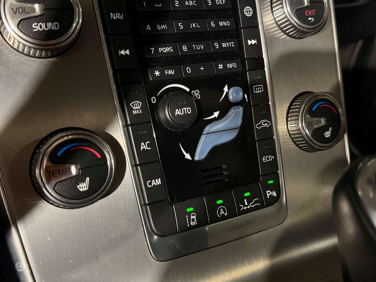 Volvo S60, 2.0 l., Седан