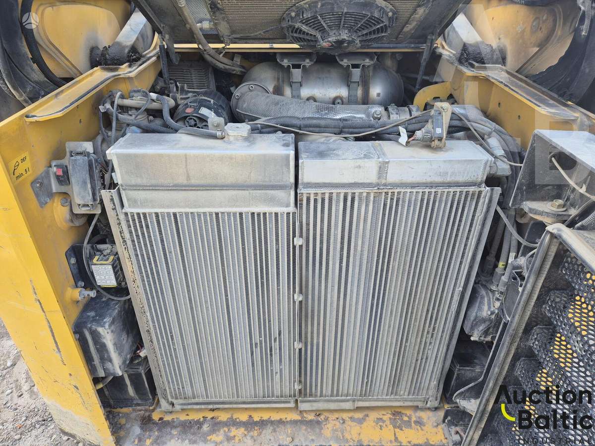 GEHL VT320, mini krautuvai