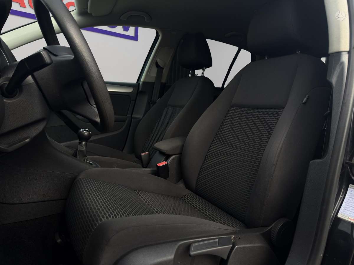 Volkswagen Golf, 1.4 l., hatchback