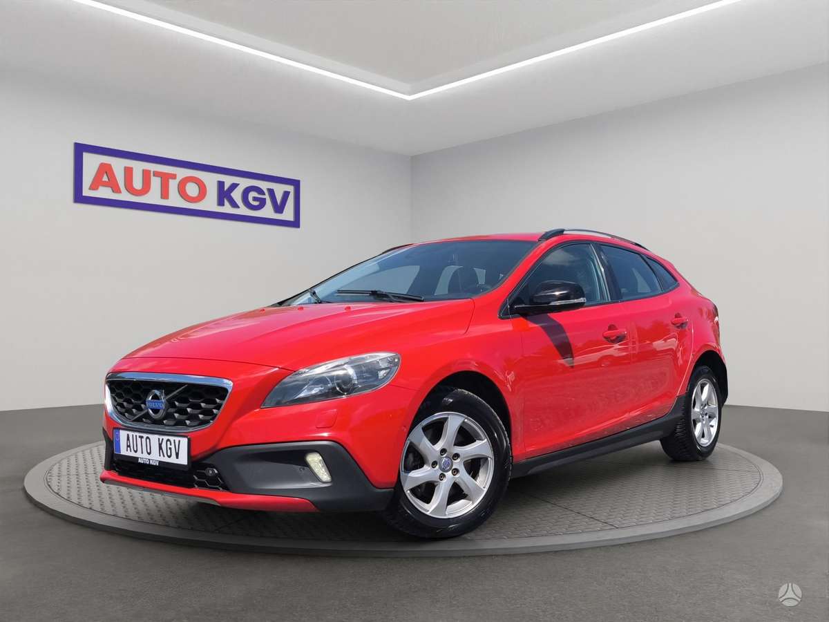 Volvo V40, 1.6 l., hatchback