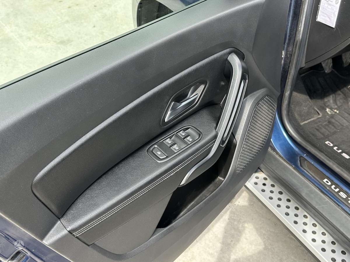 Dacia Duster, 1.2 l., Внедорожник / Кроссовер