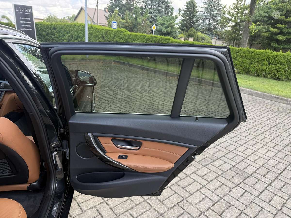 BMW 320, 2.0 l., wagon