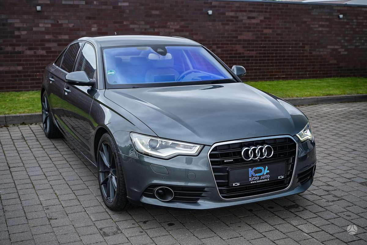 Audi A6, 3.0 l., Седан