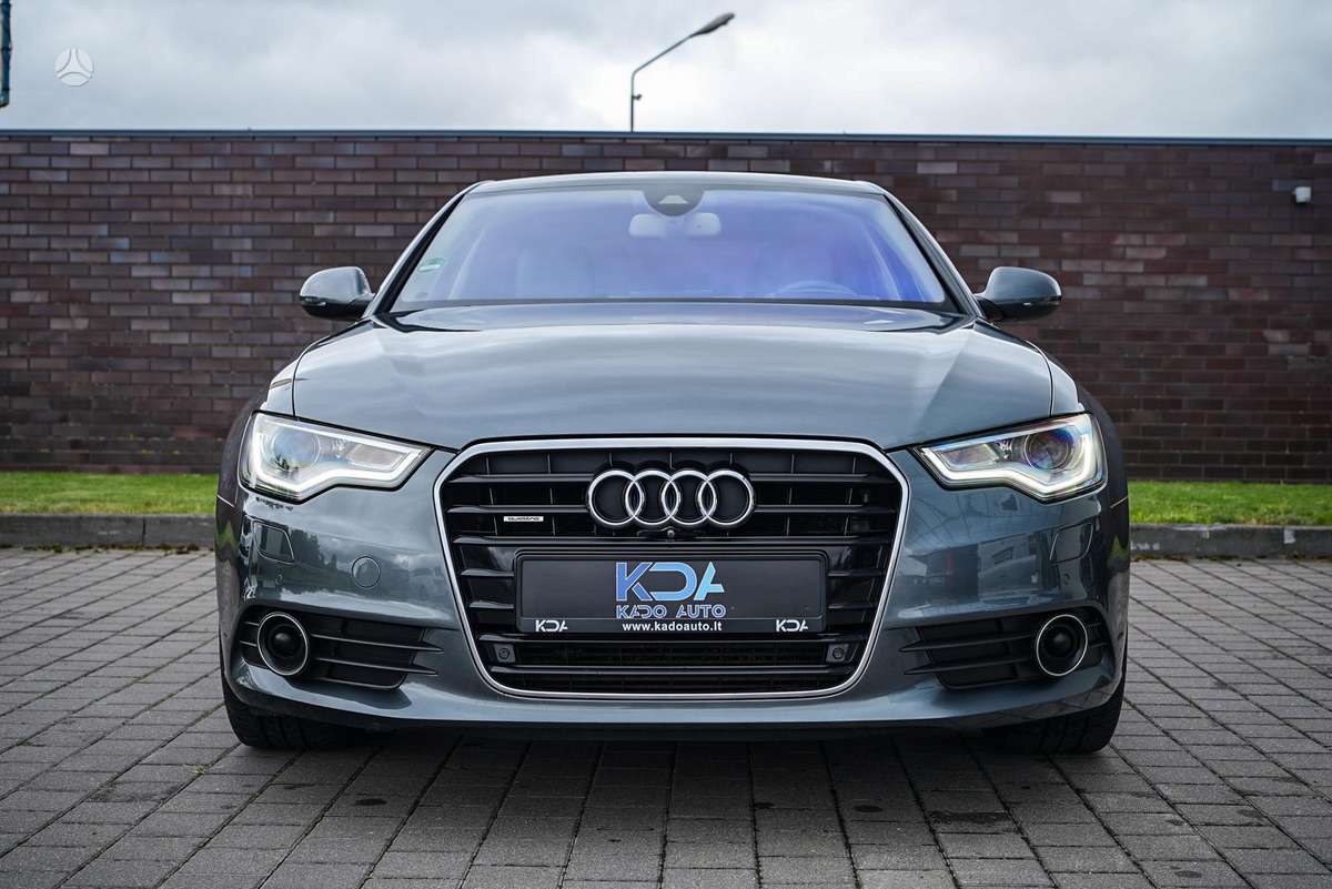 Audi A6, 3.0 l., Седан