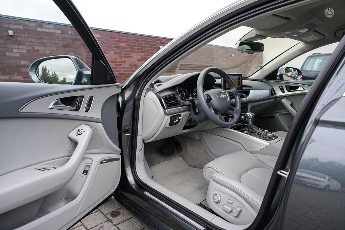 Audi A6, 3.0 l., Седан